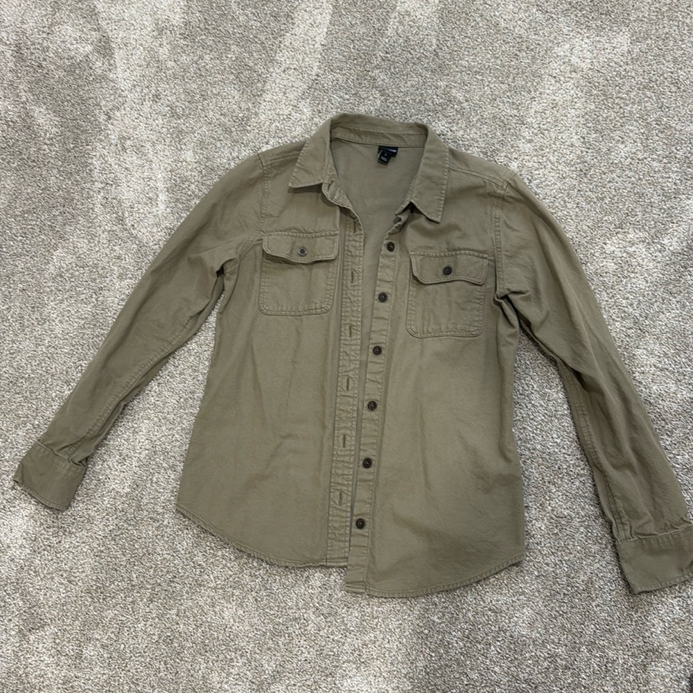 Patagonia button up - size small